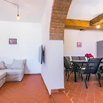 Tuscania By Interhome