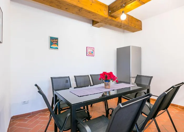 度假居 Tuscania By Interhome